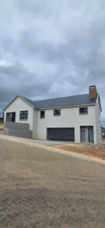 3 Bedroom Property for Sale in Outeniquasbosch Western Cape